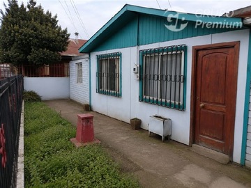 Casa en venta en Mario Vergara / Avda, Francisco Ramirez, Chillán - 3 dormitorios, 1 baño