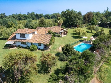 Casa en venta en P6q4+8c requínoa, chile, Requínoa - 6 dormitorios, 6 baños