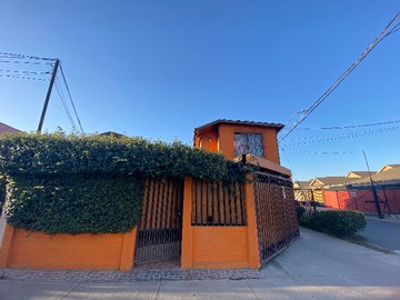 Casa en venta en Se vende casa esquina 3d 2b maipu (179069), Maipú - 3 dormitorios, 2 baños