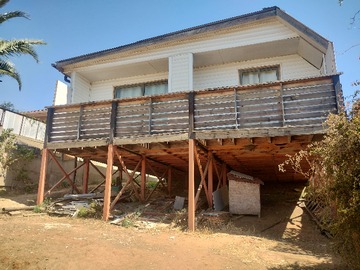 Casa en venta en Metro Quilpué (Referencia) Barros Arana / Victoria (intersección), Quilpué - 2 dormitorios, 1 baño