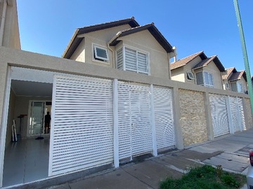Casa en venta en Se vende casa en barrio los castaños maipu (179064), Maipú - 3 dormitorios, 3 baños