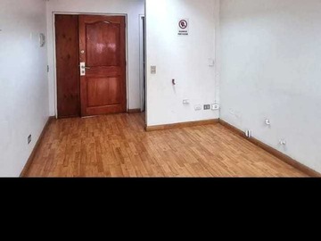 Oficina en arriendo mensual en Amplia Oficina con Excelente Conectividad (174752), Iquique - 3 dormitorios, 2 baños