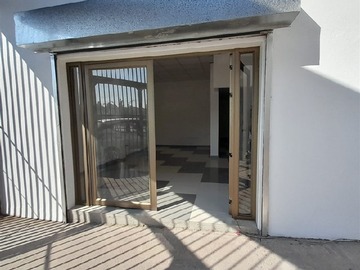 Local Comercial en arriendo mensual en Av. Camino Rinconada - El Olimpo, Maipú - 1 baño