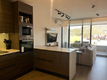 Departamento en arriendo mensual en Mall portal la dehesa, Lo Barnechea - 1 dormitorio, 1 baño