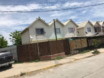 Casa en venta en Conjunto habitacional doña elvira calle incaica 10, Graneros - 3 dormitorios, 1 baño