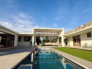 Casa en venta en Se vende amplia y moderna casa (163254), Colina - 5 dormitorios, 5 baños