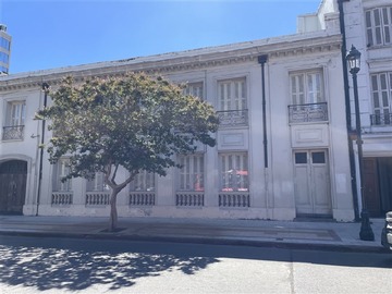 Casa en arriendo mensual en 1 oriente 1 norte, Talca - 5 dormitorios, 4 baños