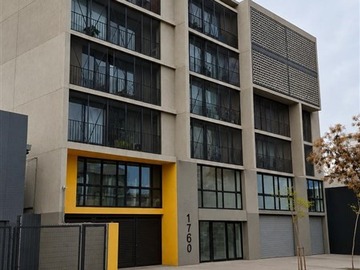 Local Comercial en arriendo mensual en San Diego / Chiloé, Santiago - 1 baño