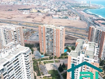 Departamento en arriendo mensual en Cerro Paranal, Antofagasta - 3 dormitorios, 2 baños