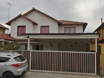 Casa en venta en Los Rododendros Poniente, Pudahuel - 4 dormitorios, 2 baños