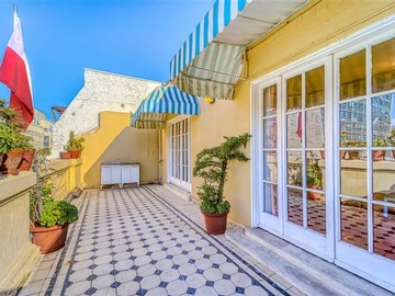 Departamento en venta en Exclusivo Penthouse Restaurado En El Corazón Del Casco Histórico, Santiago - 3 dormitorios, 2 baños