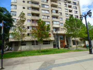 Departamento en venta en Presidente balmaceda 2914 / frente parque de los reyes, Santiago - 2 dormitorios, 2 baños