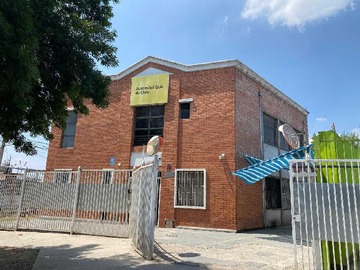 Oficina en arriendo mensual en Casa comercial, excelente ubicación (168792), La Florida - 8 dormitorios, 4 baños