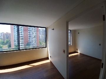 Departamento en arriendo mensual en Manquehue Norte/ Pasos Metro Manquehue (703), Las Condes - 1 dormitorio, 1 baño
