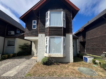 Casa en venta en Casa Amplia y Luminosa en Torobayo, Valdivia (150956), Valdivia - 3 dormitorios, 3 baños