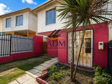 Casa en venta en El aguila 2740, Quilpué - 3 dormitorios, 2 baños