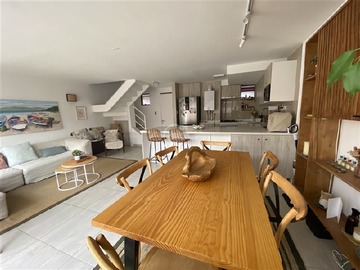 Departamento en venta en Quinchamali, Las Condes - 3 dormitorios, 2 baños