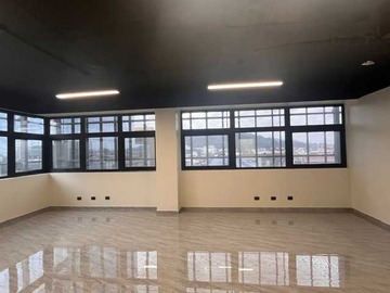 Oficina en arriendo mensual en Oficina Nueva de 60 m2 con 2 Estacionamientos (67660), Temuco - 1 dormitorio, 2 baños