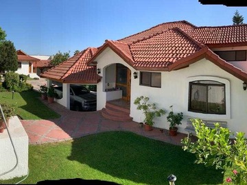 Casa en venta en Casa 5d y 3b, piscina y cabaña (93885), Pudahuel - 5 dormitorios, 3 baños
