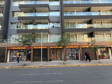 Local Comercial en venta en Santiago, Santiago - 1 baño