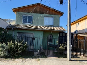 Casa en venta en cercana a mall La Florida, Talca - 4 dormitorios, 1 baño