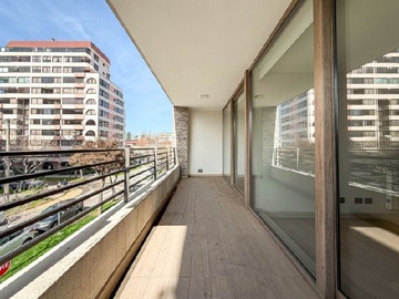 Departamento en venta en 7 norte a 2 cuadras de libertad, Viña del Mar - 2 dormitorios, 2 baños