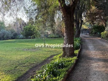 Casa en venta en Casa en Chicureo centro (120934), Colina - 5 dormitorios, 4 baños