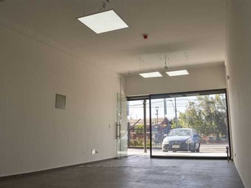 Local Comercial en arriendo mensual en Local Comercial, Arriendo San Luís De Macul (175101), Peñalolén - 1 baño