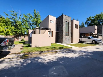 Venta / Casa / Isla de Maipo