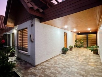 Casa en arriendo mensual en Villa Vista Cordillera, Los Andes, Los Andes - 4 dormitorios, 2 baños