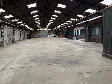 Bodega en arriendo mensual en Beltrán, Providencia - 5 baños
