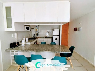 Departamento en venta en Avenida Santa Teresa de Los Andes N°1651, Algarrobo - 3 dormitorios, 2 baños