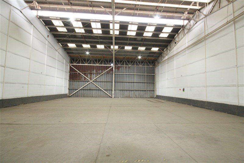 Bodega en Arriendo en Quilicura, Americo Vespucio // Salida Lo Boza / Quilicura