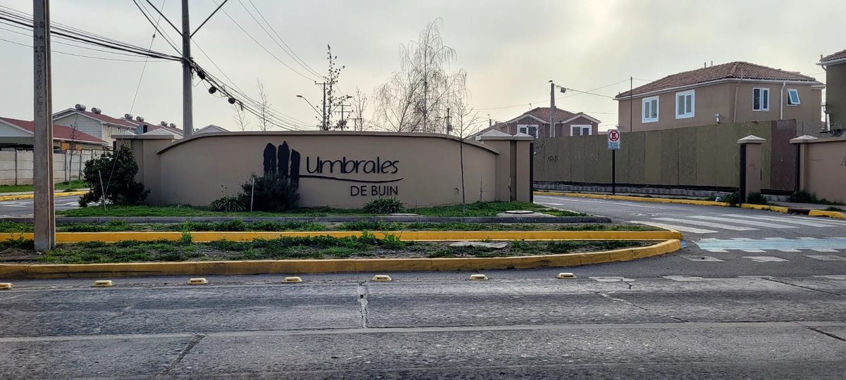 Casa en Buen Sector de Buin en Condominio los Umbrales de Buin