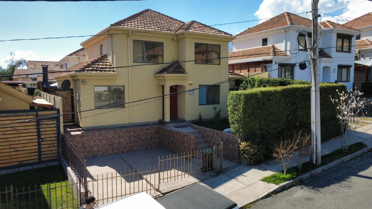 Casa 5D+Servicio 4B, La Fllorida Alto