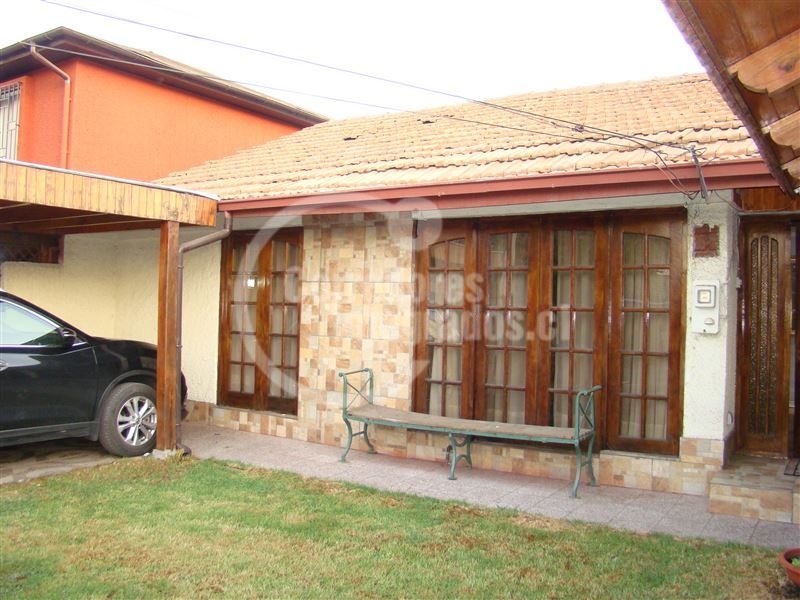 Casa en Arriendo en La Florida, Santa Amalia / Vicuña Mackenna