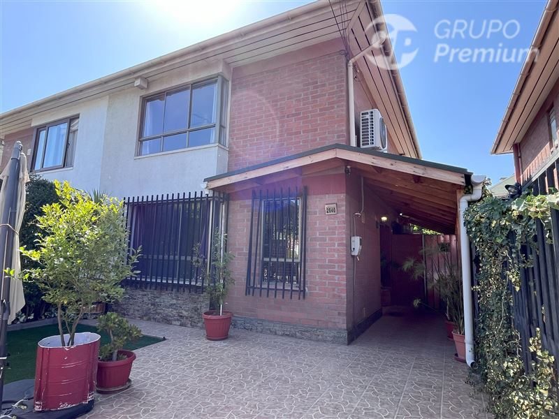 Casa en Arriendo en Maipú, Eleodoro Rodríguez con capellán Florencio infante
