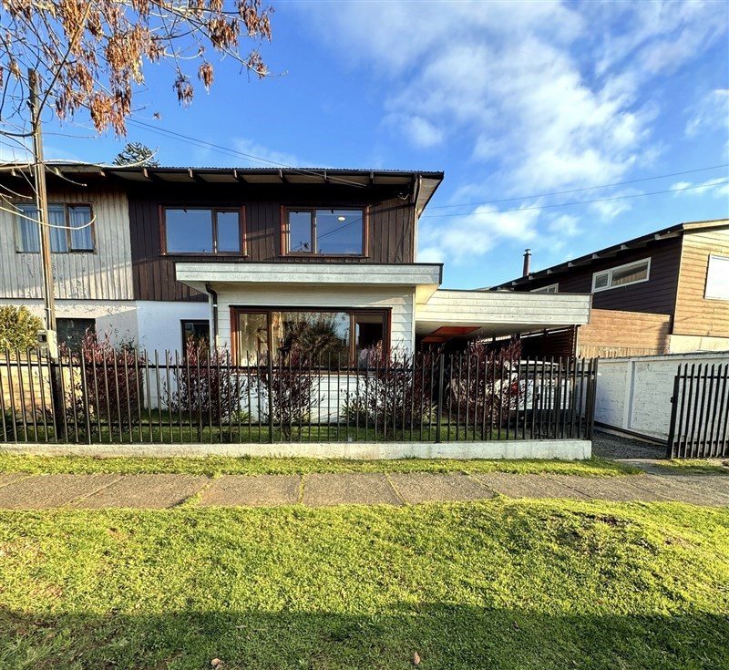 Casa en Arriendo en Osorno, Cercano a Barros Arana, Osorno.