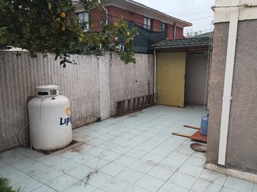 PATIO TRASERO Y BODEGA