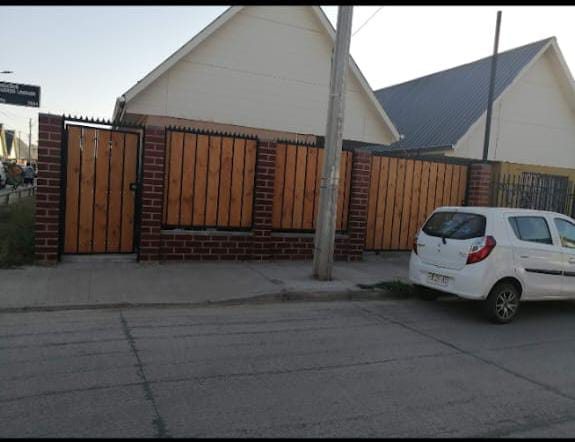Casa en Arriendo en Rancagua, Calle Monseñor Eduardo Larrain