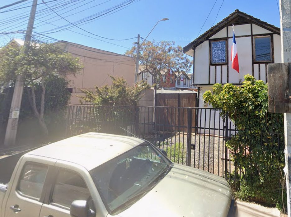 Casa de Dos Pisos en San Bernardo Cercano a Mall Plaza Sur