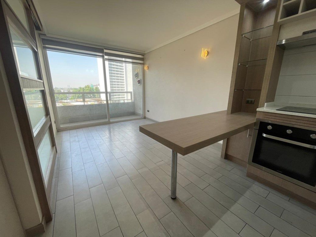 Departamento en Arriendo en Estación Central, Impecable y luminoso depto 1d1b - plaza santa petronila