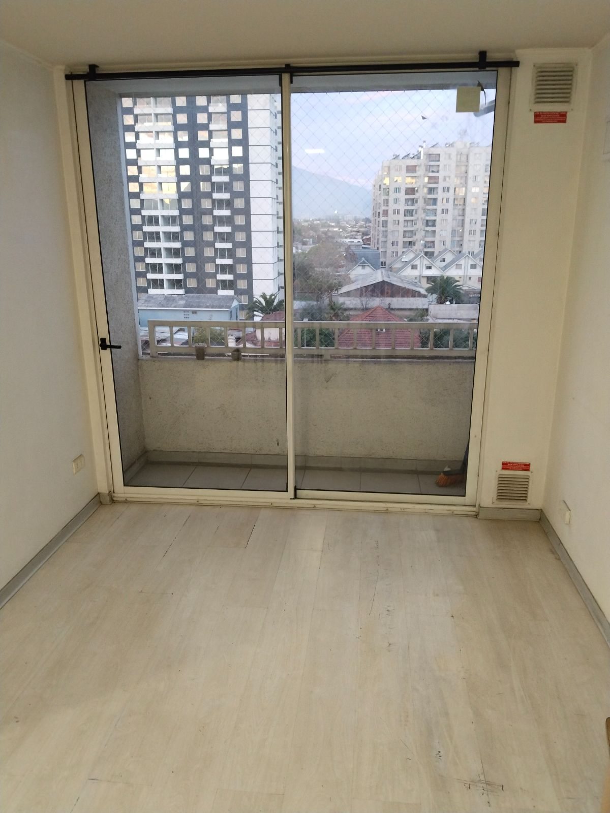 Departamento en Arriendo en La Cisterna, Vicuña Mackenna 669, La Cisterna, Región Metropolitana de Santiago 7970000, Chile