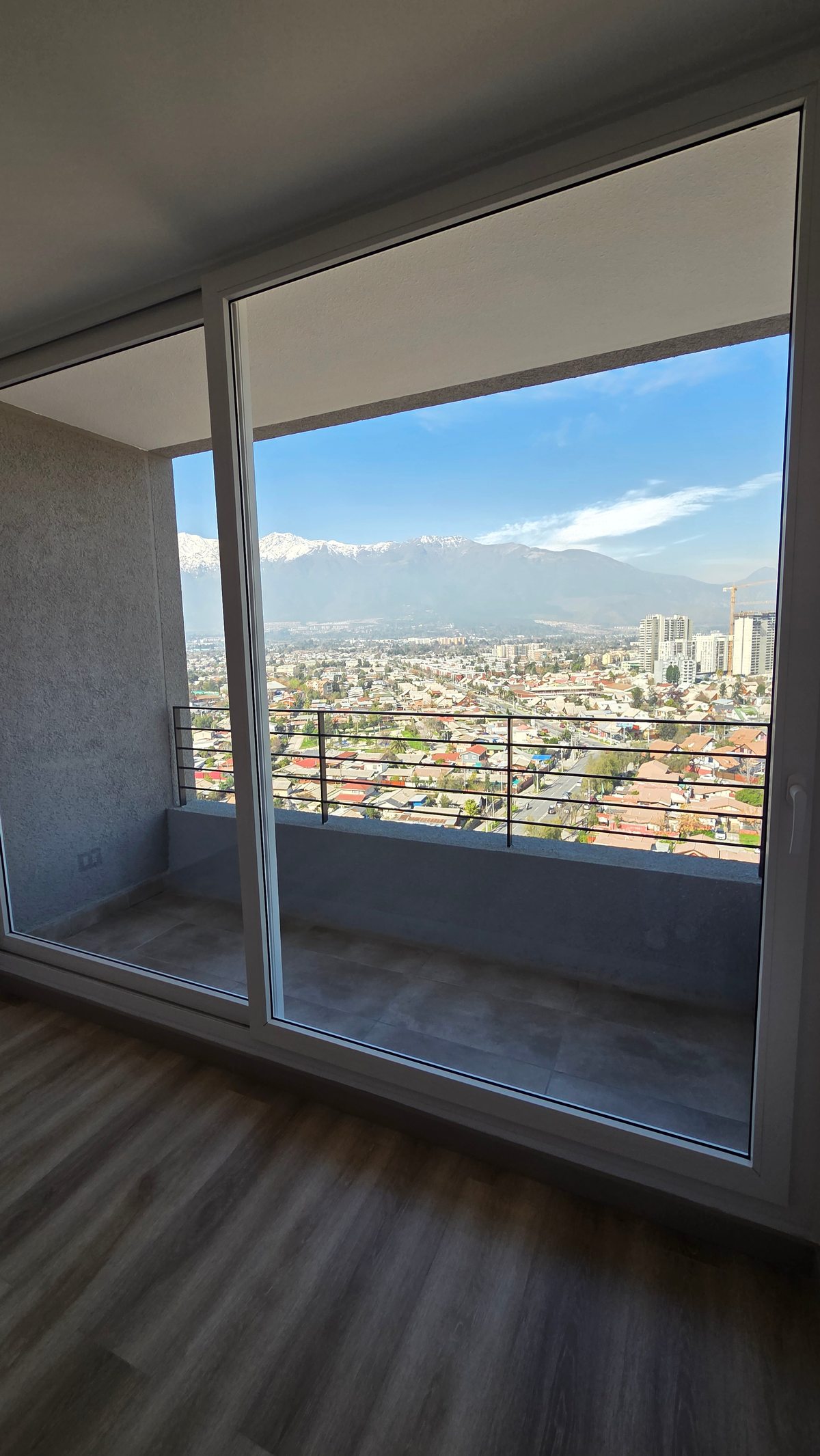 1D1B Nuevo + Bodega Piso 18 Vista Despejada Metro Vicuña Mackenna (Departamento)