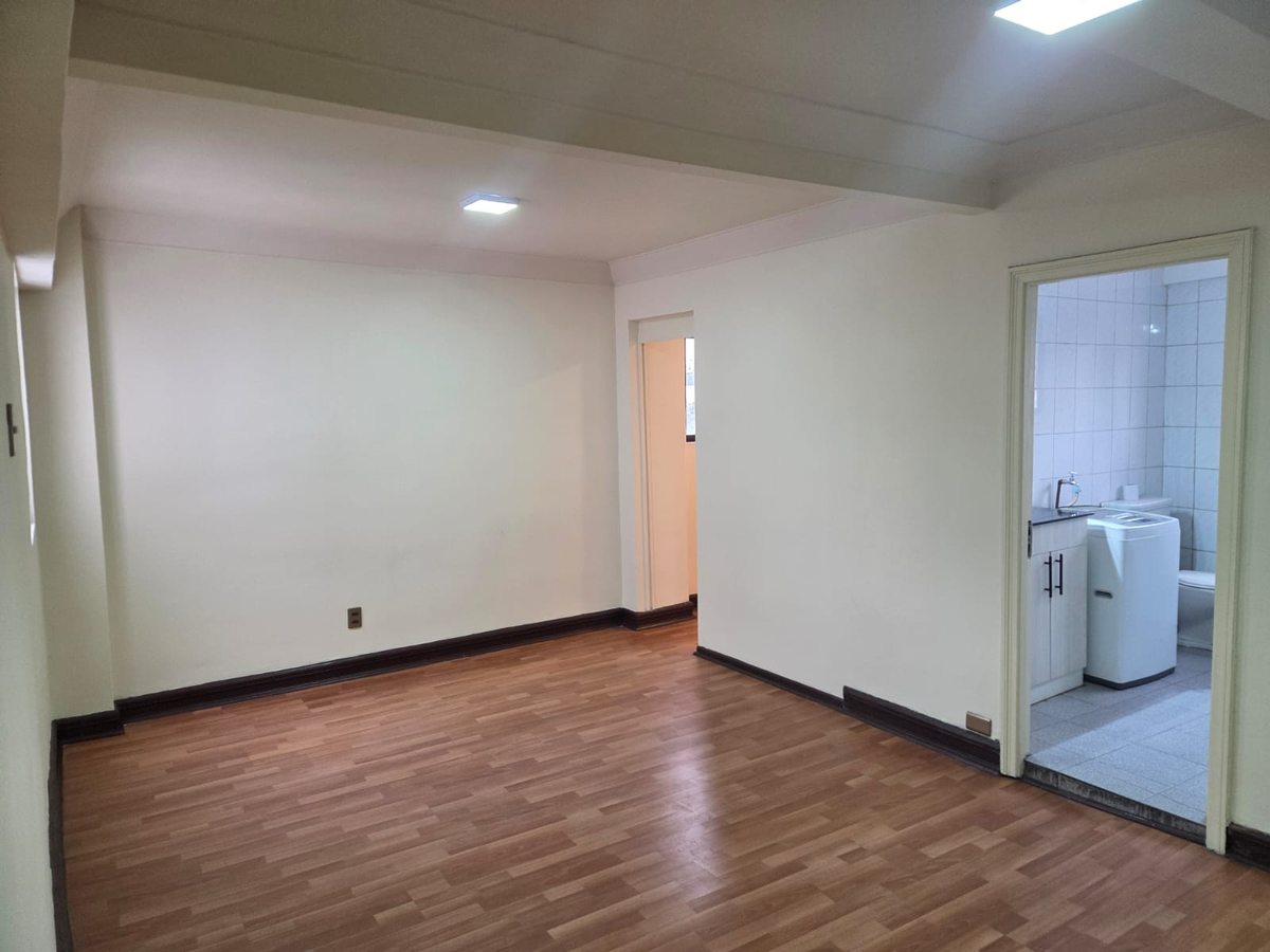 Departamento Clásico Art Decó Renovado, Al Costado del Gam