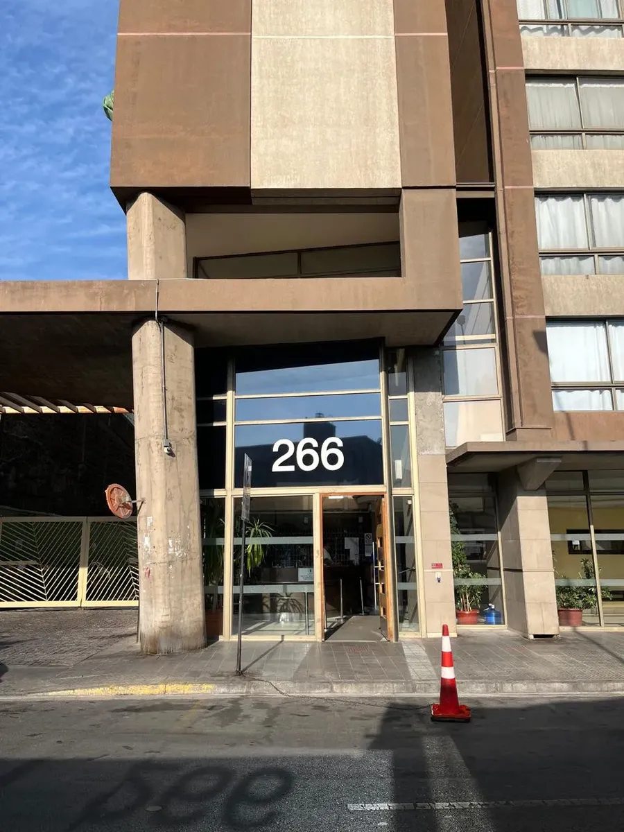 Departamento 2D/1B/1estacionamiento. Stgo Centro