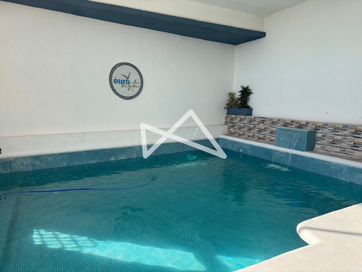 PISCINA TEMPERADA