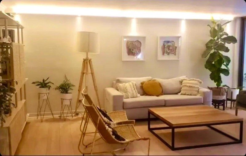 Departamento en Arriendo en Vitacura, Arriendo vitacura | 140 m² | 3d + servicio | 2 estac.