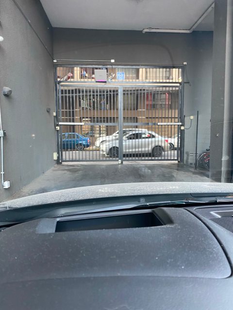 Se Arrienda Estacionamiento
