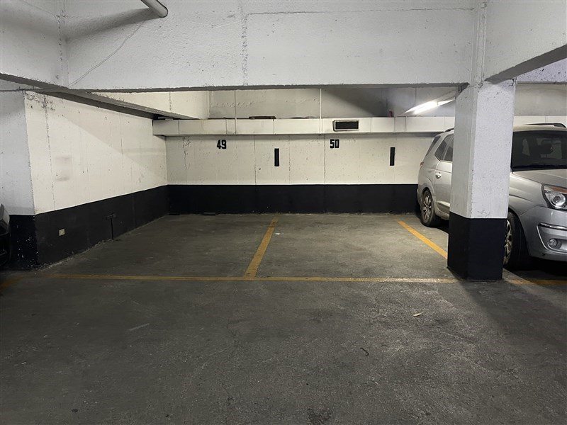 Estacionamiento en Arriendo en Las Condes, Av.Vitacura 2900